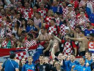 முதல் முறையாக பைனல்... குரேஷியாவில் களைகட்டிய கொண்டாட்டம்... இன்னும் பாக்கி இருக்கு!