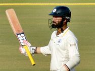 மீண்டும் நிரூபித்தார் தினேஷ் கார்த்திக்.... பேட்டிங்கில் கலக்கல்!