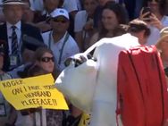 இந்திய ரசிகையின் ஆசையை நிறைவேற்றினார்.... புல்லரிக்க வைத்த ரோஜர் பெடரர்!