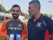 சிறந்த சர்வதேச வீரர்... கோஹ்லிக்கு விருது.... பார்மி ஆர்மி வழங்கியது!