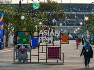 ஆசிய விளையாட்டு: வெயிலில் நின்னும் டிக்கெட் கிடைக்கலை... வெறுப்பில் இந்தோனேசிய மக்கள்