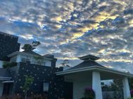 தோனியின் ஆட்டத்தை பார்த்திருப்பீங்க.. அவருடைய பங்களாவை பார்த்திருக்கிங்களா.. இதோ உங்களுக்காக!