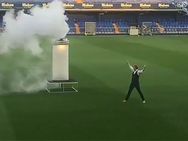 சார் இவங்க அலம்பல் தாங்க முடியல... வீரரை அறிமுகப்படுத்த கால்பந்து கிளப்பின் புது முயற்சி!