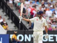 தன் கடைசி போட்டியில் சதம் விளாசிய அலஸ்டர் குக்.. மறக்க முடியாத போட்டி இதுதான்