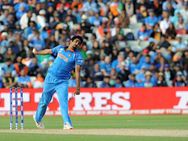 யார்க்கர் மேல் யார்க்கர் போட்டு பாகிஸ்தான் பயிற்சியாளரை கவர்ந்த பும்ரா