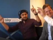 கமண்டரி பண்ண சொன்னா பாங்க்ரா டான்ஸ் கத்துக் கொடுக்கும் ஹர்பஜன்..