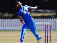 வாஹ்ரே வா.. அப்படியே ஜாகீர் கானின் ஜெராக்ஸ்.. கலக்க வரும் 