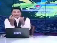 ஆப்கனை வீழ்த்திய பின் ஆபாச செய்கை காட்டிய பாகிஸ்தான் செய்தியாளர்.. வைரலாகும் வீடியோ