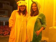 யானை பொம்மை டிரஸ் போட்டுக் கொண்டு சானியா கொண்டாடிய பார்ட்டி.. படங்கள் இதோ