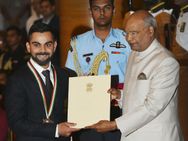 கிங் கோலிக்கு இன்னொரு மகுடம்.. ராஜீவ் கேல் ரத்னா விருது பெற்றார்!