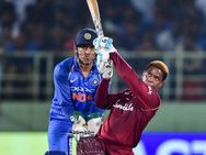 புஸ்ஸாகிப் போன பந்துவீச்சு.. போட்டியை “டை” செய்த வெ.இண்டீஸ்.. அதிர்ச்சியில் இந்தியா