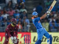 சும்மா வந்தா 1000.. ஐடி கார்டோட வந்தா 500.. இப்படி சொல்லி 30000 டிக்கெட் விற்ற கேரளா