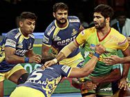 சாம்பியன்னா பயந்துருவோமா? தெறிக்கவிட்ட தமிழ் தலைவாஸ்.. கண்டு மகிழ்ந்த விஜய் சேதுபதி