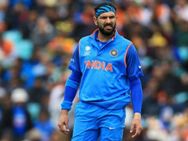 பேட்டால் பேசும் யுவராஜ் சிங்.. என் கதை இன்னும் முடியலை.. 5 சிக்ஸர்கள்.. 96 ரன்கள்