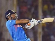 தோனி ஒழுங்கா ஆடல.. அதான் டீம்ல இருந்து தூக்கிட்டாங்க.. பட்டென்று உண்மையை பேசிய கங்குலி