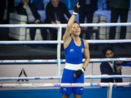 மேரி கோம் உலக சாதனை.. 16 வருடங்களில் 6வது உலக சாம்பியன்ஷிப் பட்டம் வென்றார்