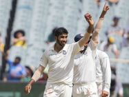 ஆஸி. விக்கெட்டை வீழ்த்த திட்டம் தீட்டிக் கொடுத்த ரோஹித்.. வெற்றிகரமாக முடித்த பும்ரா!!