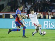 ISL 2018 : கடைசி நிமிடத்தில் கோல்.. நார்த் ஈஸ்ட்-க்கு எதிராக போராடி டிரா செய்த பெங்களூரு