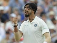 ச்சே.. இப்படி ஆகிடுச்சே!! வெற்றிக்கு பின்னும் செம கடுப்பில் இருக்கும் இஷாந்த் சர்மா.. ஏன் தெரியுமா?