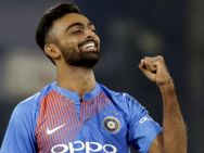 ஐபிஎல் ஏலம் : செம ட்விஸ்ட்.. ஜெயதேவ் உனட்கட்-ஐ “விட்டுப் பிடித்த” ராஜஸ்தான் ராயல்ஸ்