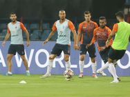 இன்னைக்காவது டெல்லிக்கு முதல் வெற்றி கிடைக்குமா? மும்பை அணியுடன் மோதல்