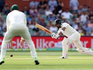 Ind vs Aus : ஜடேஜா இல்லாத இந்திய அணி.. தனக்கு தானே ஆப்பு வைத்துக் கொள்ளும் கோலி