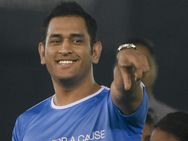 யப்பா சாமி ஆளை விடு! சாஹலை பார்த்தவுடன் தெறித்து ஓடிய தோனி.. அப்படி என்ன நடந்துச்சு?