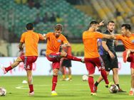 ISL 2019 : பிளே-ஆஃப் பதற்றத்தில் ஜாம்ஷெட்பூர் - மும்பை அணிகள்.. வெற்றி யாருக்கு?