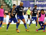 ISL 2019 : ஜெயிக்கப் போவது யார்.. சேட்டன்களா.. சென்னை மச்சான்ஸ்-ஆ? கேரளா - சென்னை போட்டி!