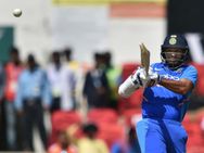 21 ரன்கள்... என்ன தவான் மறுபடியுமா? உலக கோப்பையில் விளையாட மாட்டீங்க போல... கடுப்பில் ரசிகர்கள்