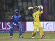 தவான் ஆட்டம் வீண்.. வாட்சன் அசத்தல்! ஜாதவ், தோனியால் தேவையற்ற பரபரப்பு.. கடைசி ஓவரில் சென்னை வெற்றி!