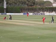 25 பந்துகளில் 100.. ஒரே ஓவரில் ஆறு சிக்ஸ்.. கிறிஸ் கெயில் ரெக்கார்டை ஓரங்கட்டிய இளம் வீரர்!!