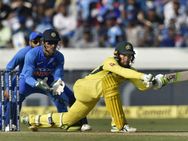 இந்தியாவுக்கு இப்படி ஒரு சோதனையா! பத்து ஓவரில் 1 விக்கெட் கூட இல்லை.. மிரட்டிய ஆஸி. ஓபனிங்!