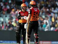 2 பேருமே ஊருக்கு போறாங்க.. அவங்க இல்லாம பிளே-ஆஃப் போயி என்ன செய்யப் போறீங்க? ரசிகர்கள் கிண்டல்!