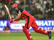 RCB vs KKR:அடின்னா.. அடி..! வெளுத்து வாங்கிய கோலி, டி வில்லியர்ஸ் படை.. 205 ரன்களை குவித்த பெங்களூர்