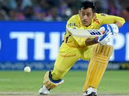 19வது ஓவரில் ரன் ஓட சிரமப்பட்ட தோனி.. என்ன ஆச்சு என பதறிய ரசிகர்கள்.. என்ன நடந்தது?