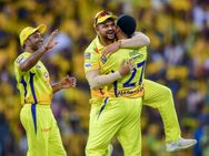 கிறிஸ் கெயிலை சீக்கிரமா தூக்கணும்.. திட்டம் போட்டு வெற்றி பெற்ற தோனி - ஹர்பஜன் சிங்!