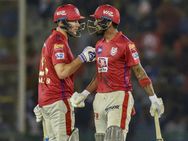 KXIP vs DC : ஆரம்பமே சொதப்பல்... எங்கிட்டு போய் ரன் அடிக்கிறது..?