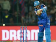 DC vs RCB: டாஸ் வென்று அதிரடி ஆட்டத்தை துவக்கிய டெல்லி….. பிரித்வி ஷா அவுட்