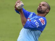 அந்த 2 முன்னாள் கேப்டன்களும் சேர்ந்து எங்க டீமையே மாத்திட்டாங்க.. புகழ்ந்து தள்ளிய தவான்!!