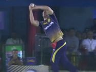 என்னங்க.. பேசிட்டே இருந்தாரு.. படக்குன்னு கேட்ச்சை பிடிச்சுட்டாரு.. ஆச்சரியத்தில் ரசிகர்கள்!!