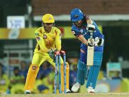 தோனி இருக்கும் போது.. ஒரு செகண்டு காலை தூக்குனா.. அவ்ளோதான்.. வேணும்னா கால்ல பசையை தடவிட்டு வாங்க!!