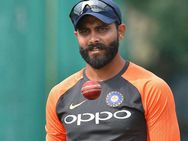 தயவுசெய்து ஜடேஜாவை பெஞ்ச்சுல உட்கார வைக்காதீங்க.. எதிரணியை மிரட்ட அவரை விட்டா ஆள் இல்லை!