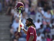 செம ட்விஸ்ட் வைத்த “ஜாம்பவான்” கிறிஸ் கெயில்.. வெ.இண்டீஸ் கேப்டனுக்கே தெரியாதாம்!