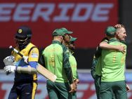 பரிதாப தோல்வி அடைந்த இலங்கை.. காலை வாரி விட்டு வெற்றி பெற்ற தென்னாப்பிரிக்கா!