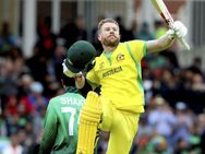 பவுலிங்கில் கோட்டை விட்டு.. பேட்டிங்கில் போராடிய வங்கதேசம்.. அடிச்சு தூக்கிய வார்னர்!