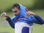 15 வருட உழைப்பு, கனவு எல்லாம் முடிவிற்கு வருகிறது? இவரின் நிலைமை எந்த இந்திய வீரருக்கும் வர கூடாது!