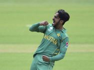 மறுபடி… மறுபடி… அதே தப்பை பண்ணி தொலைத்த சர்பிராஸ்..! என்னப்பா கேப்டன்சி இது? #INDvsPAK