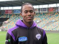 ஜோப்ரா ஆர்ச்சர், ராய்..!! இது உங்களுக்கு தேவையா? கடைசியில் என்ன ஆச்சுன்னு பாத்தீங்களா..?