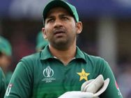 மூளையில்லாத… அறிவுகெட்டவன் கேப்டன் சர்பிராஸ் அகமது..!! தோல்விக்கு பின்னர் பொங்கிய முன்னாள் வீரர்